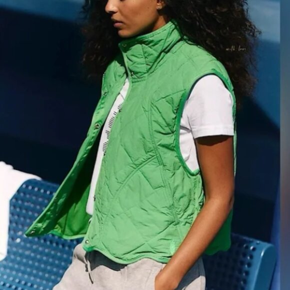Free People Movement Quinn Quilted Puffer Vest with Philly Eagles Logo! - Picture 6 of 6